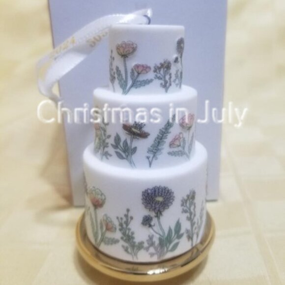 Hallmark 2024 Tiers of Joy Wedding Cake Christmas Ornament - Picture 1 of 2